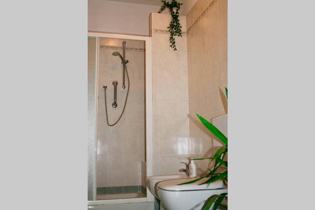 BORGHETTO STORICO - Fronte Castello Appartement Villar Dora Buitenkant foto
